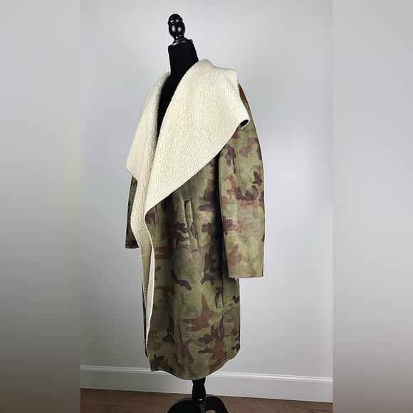 Womens Missguided Green/Taupe Camo Shearling Jacket/Coat, SZ: 6 - Picture 5 of 12